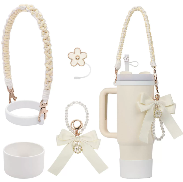 Flower keychain with hand-held bow straw silicone cup